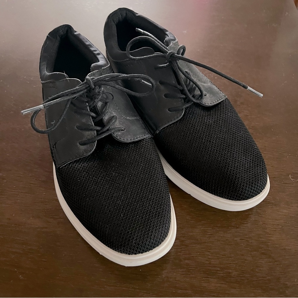 Sonoma Black/Brown Boys Casual Dress Shoes Size 5